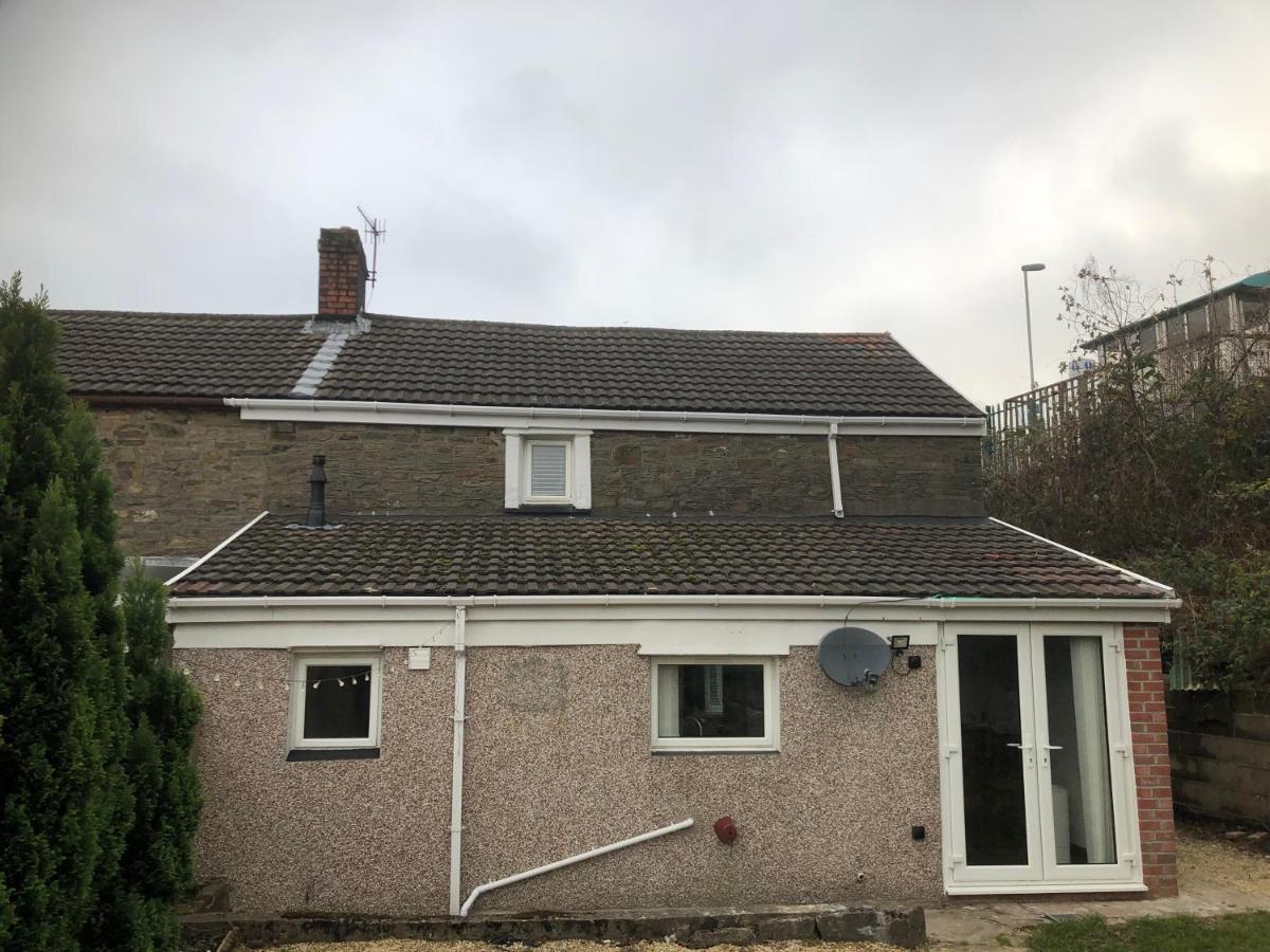 Apartamento Rj S House Merthyr Tydfil Exterior foto